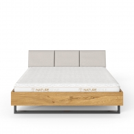 Dubová posteľ s čalúneným čelom na oceľových podnožiach - 24940